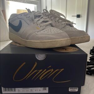 Union LA Jordan 1 low Preowned size 8.5